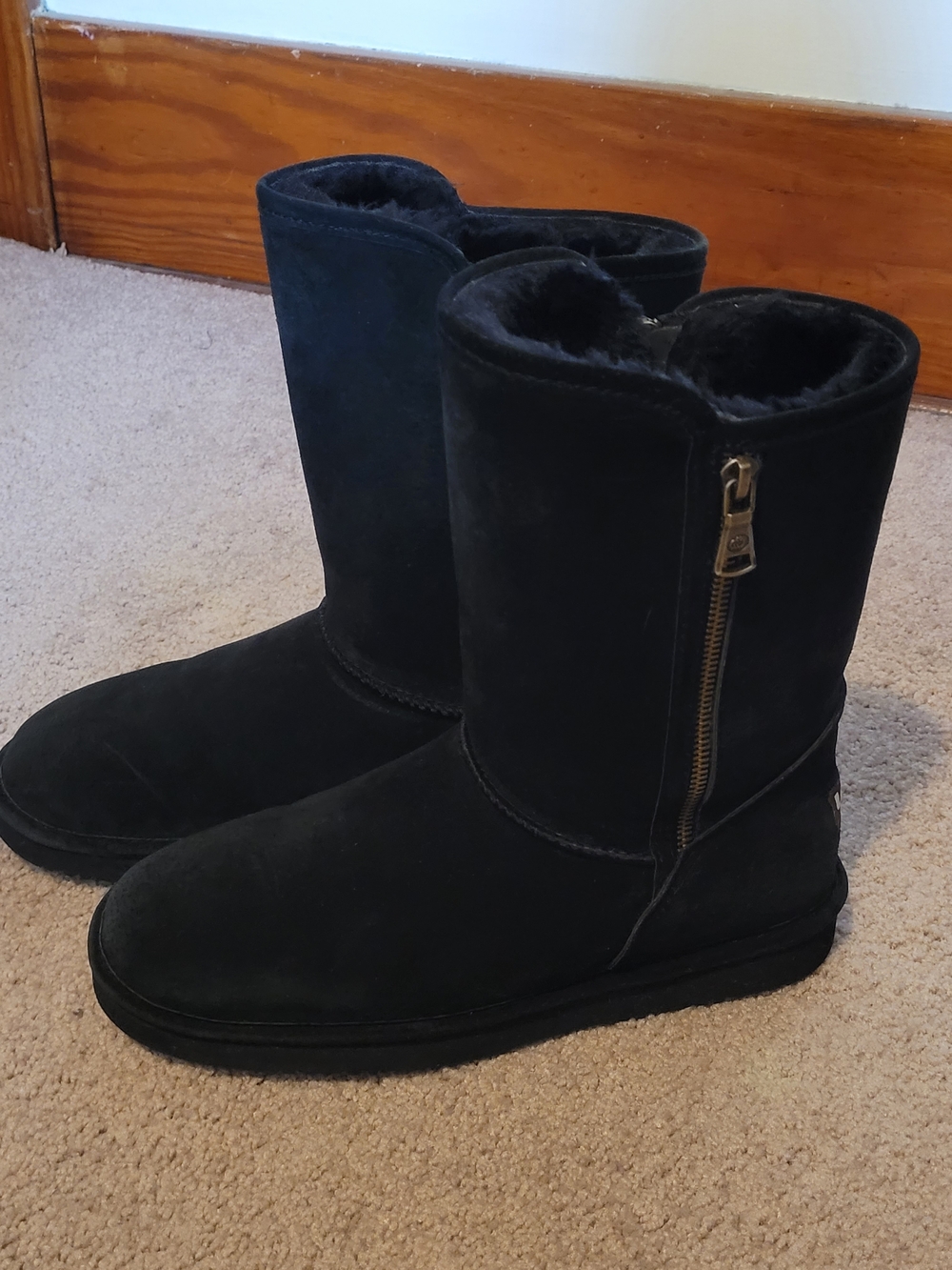 Lamo Womens Black Suede Faux Fur Lined Side Zip Winter Boots Size 8